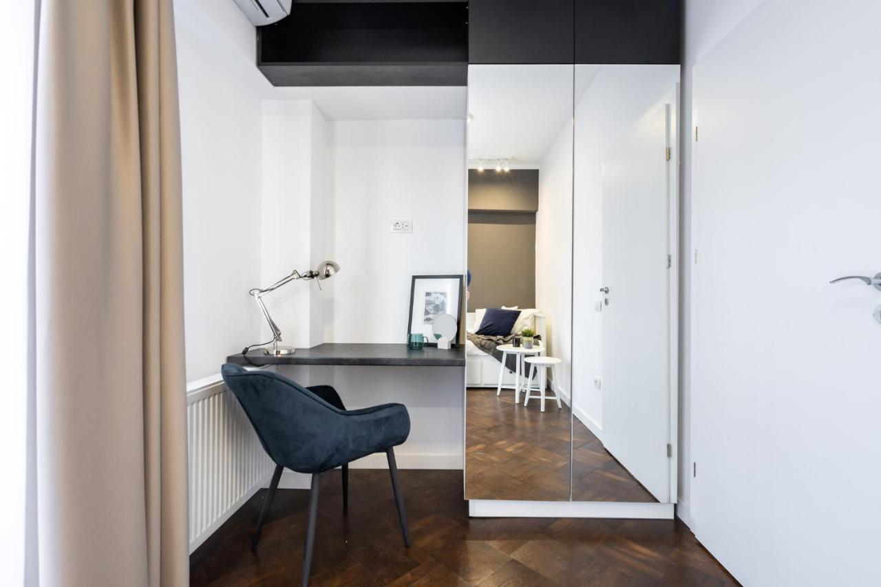 Elegant Two Bedrooms Apartment 부쿠레슈티 외부 사진