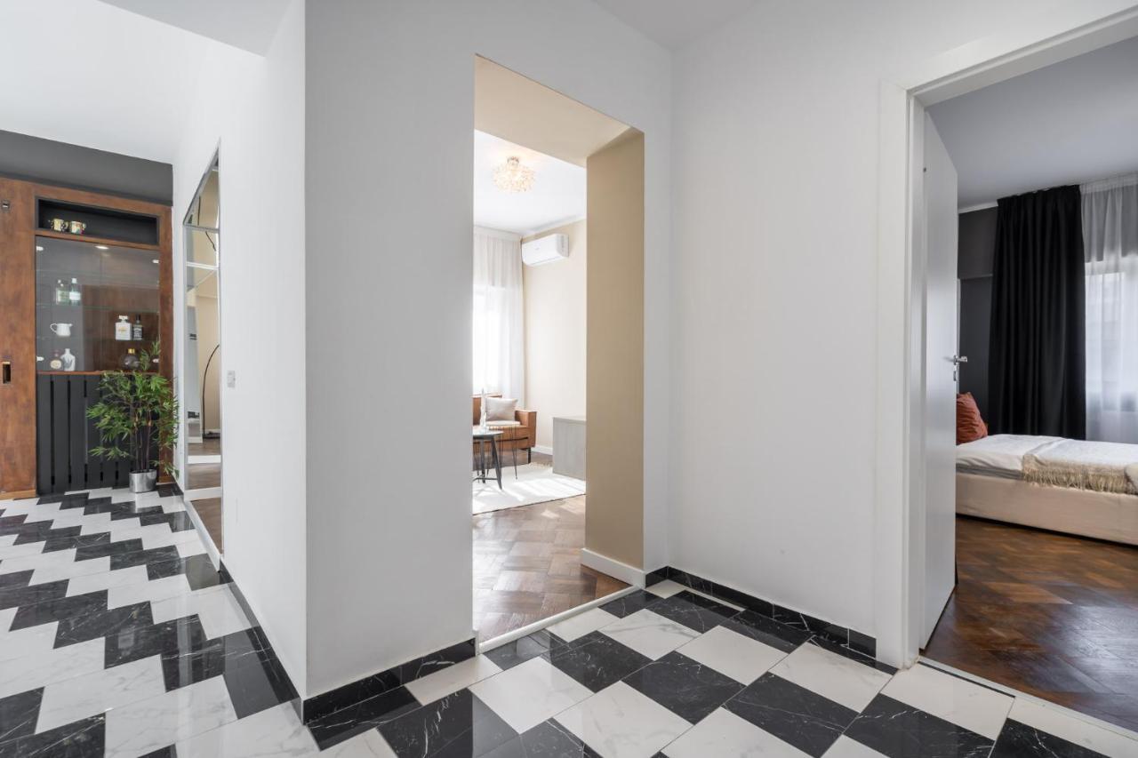 Elegant Two Bedrooms Apartment 부쿠레슈티 외부 사진