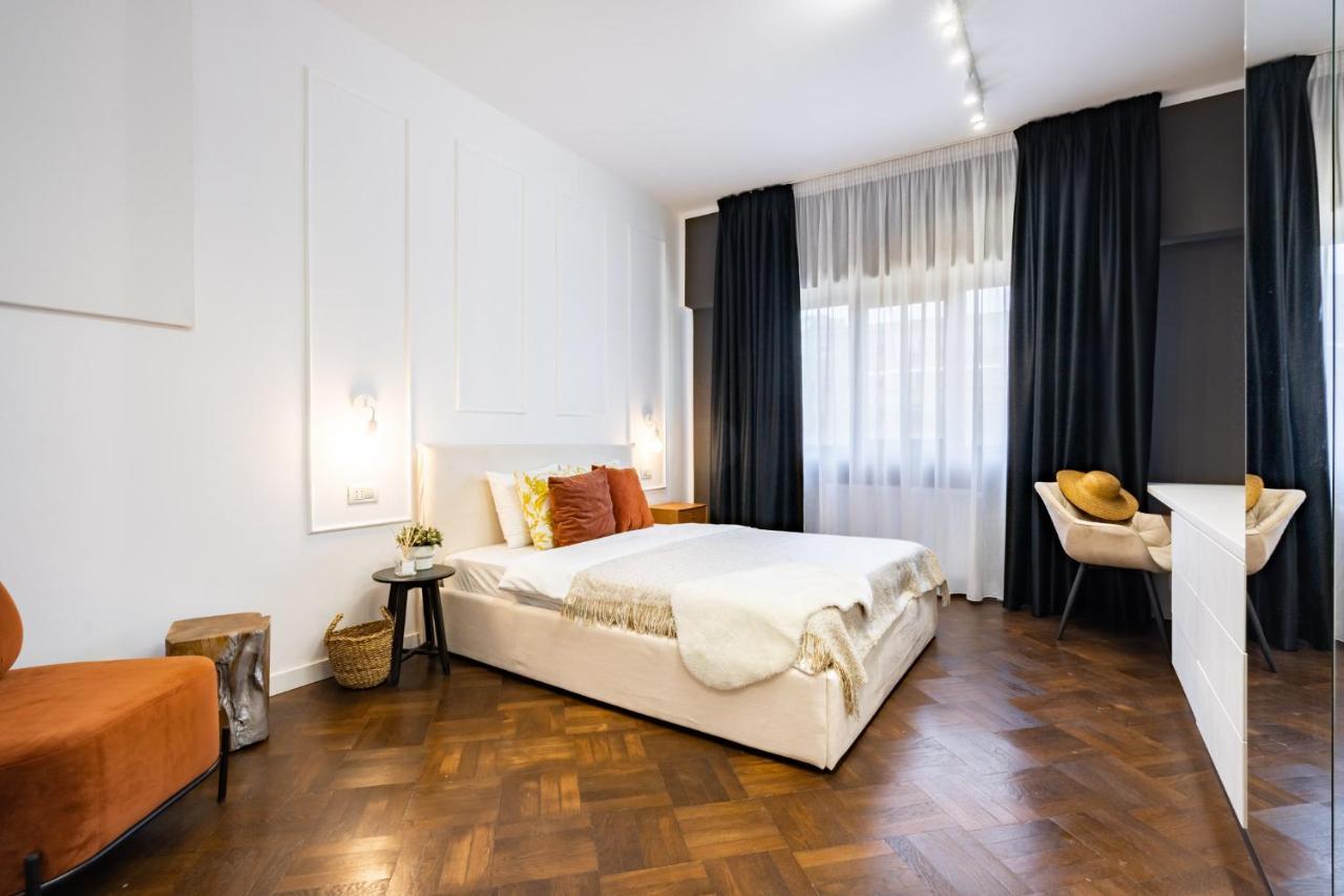Elegant Two Bedrooms Apartment 부쿠레슈티 외부 사진